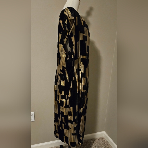 NWT Donna Karan Velvet Burnout Sheath Dress: Black & Gold: Size- 10 - Picture 4 of 16